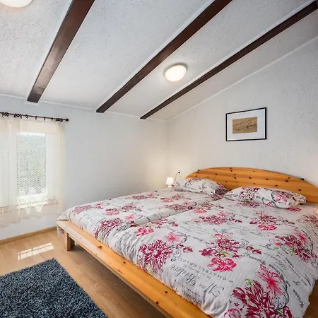 3 Bedroom Amazing In Casa de Férias *