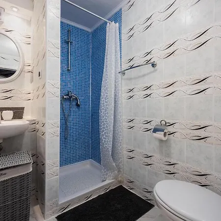 3 Bedroom Amazing In Feriehus *