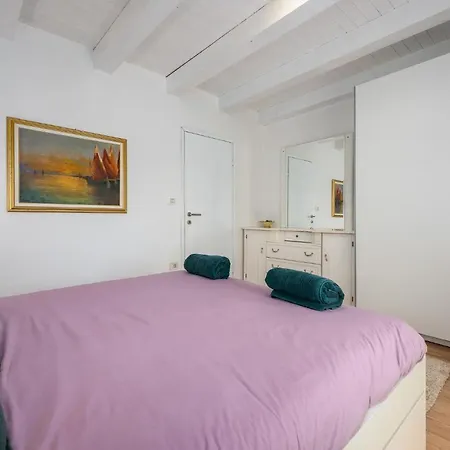 3 Bedroom Amazing In * Vižinada
